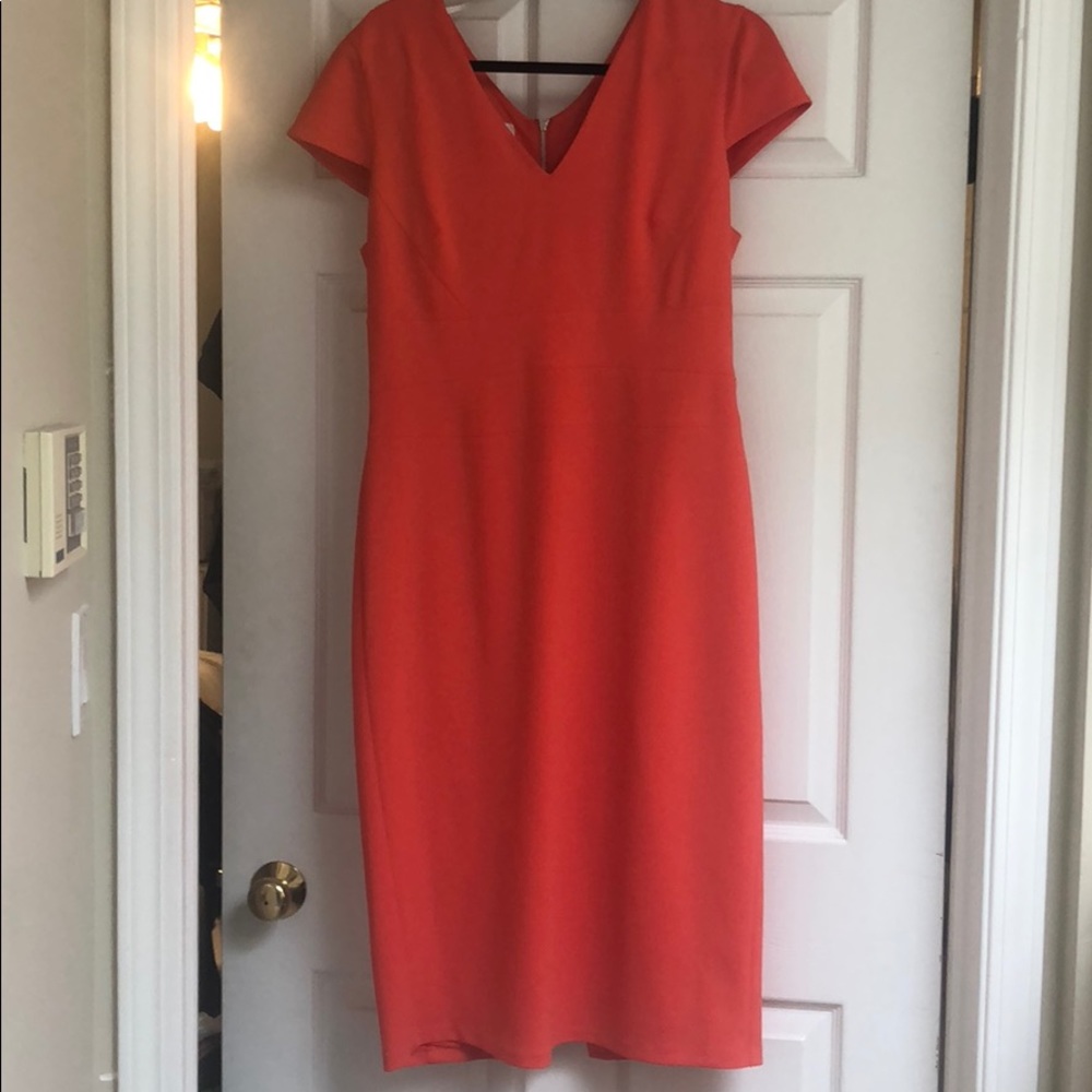 Donna Morgan Women’s Cap Sleeve Sheath Dress